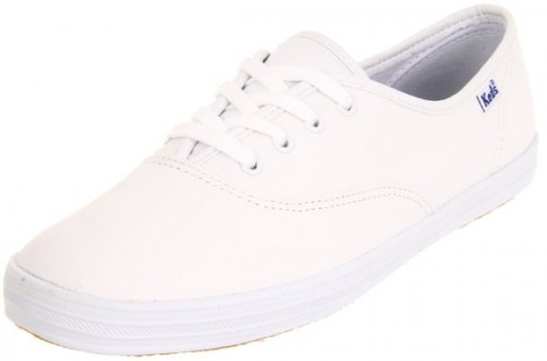white comfy shoes